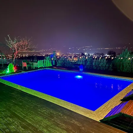 Black Wooden Bungalov * Sakarya (Marmara)